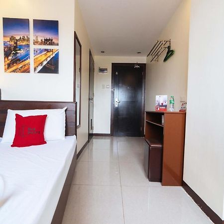 Reddoorz Near Victoria Mall Davao Экстерьер фото