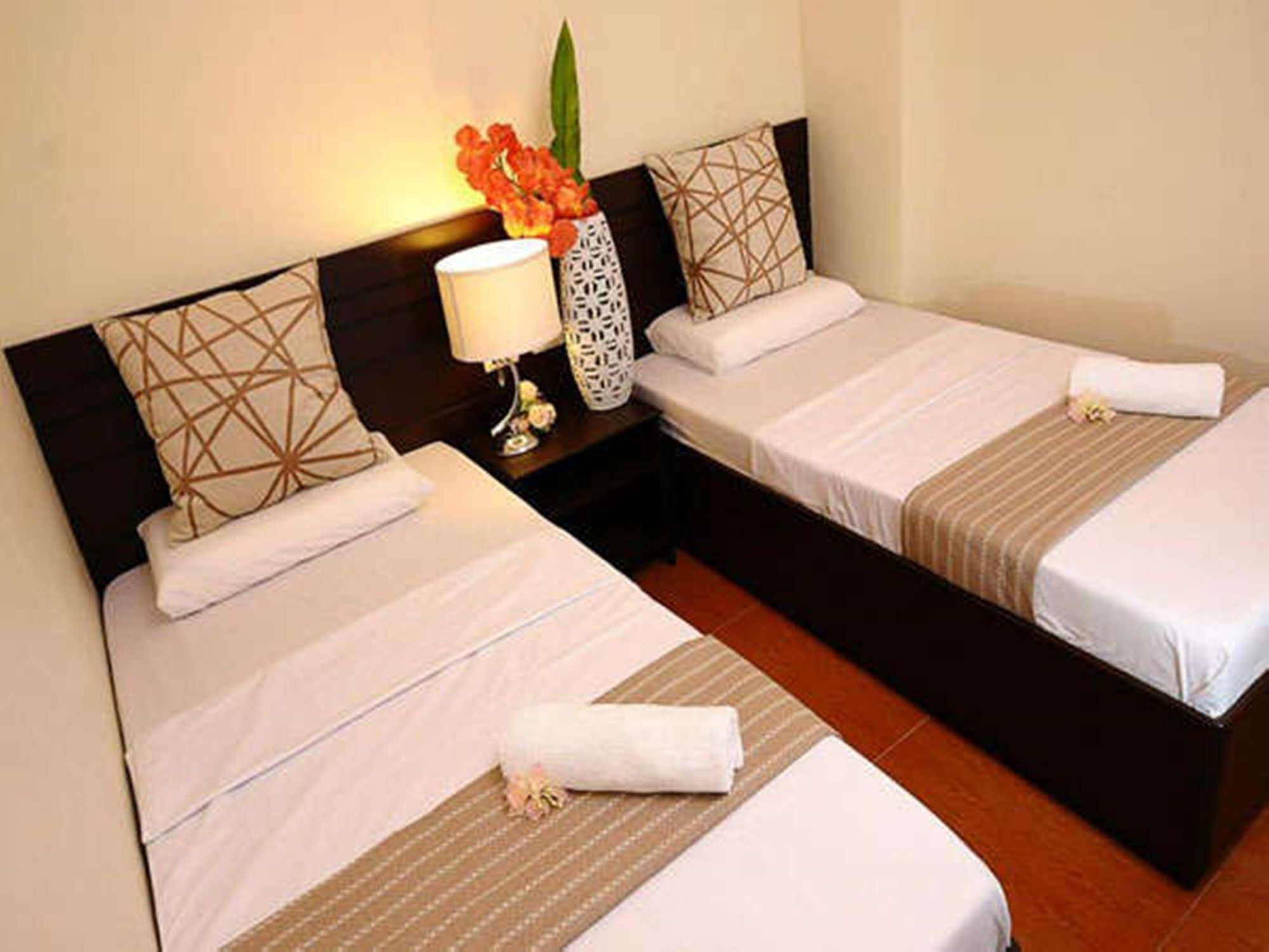 Reddoorz Near Victoria Mall Davao Экстерьер фото