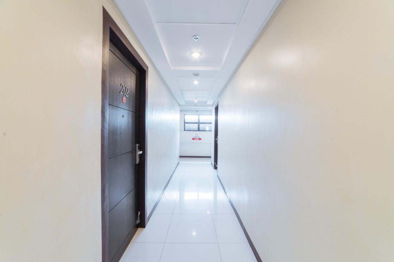 Reddoorz Near Victoria Mall Davao Экстерьер фото